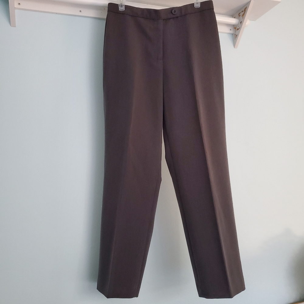 Kim Rogers Gray Pants - Sz 10 Short